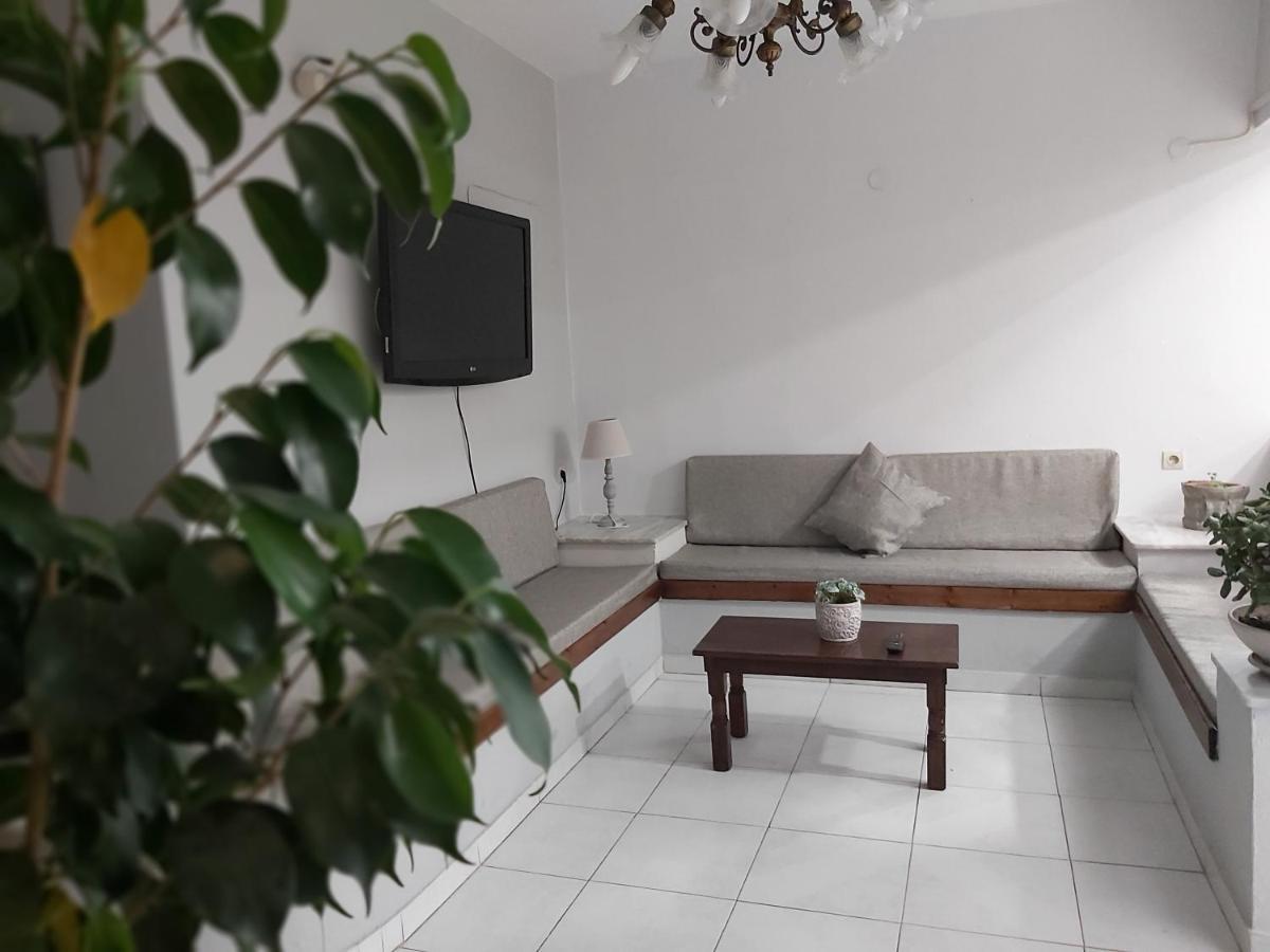 Kasteli Studios & Apartments Pánormos 외부 사진