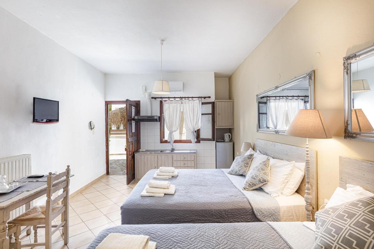 Kasteli Studios & Apartments Pánormos 외부 사진